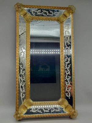 Prachtvoller Murano Glas Wandspiegel – Goldfarbenes Design im Barock-Stil - Bild 1 von 4