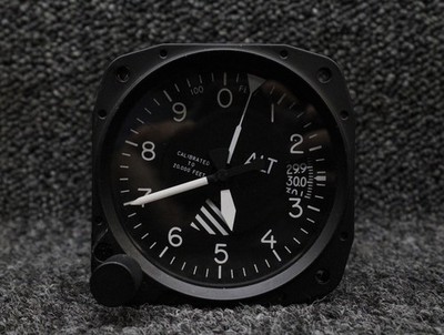 5934P-3 United Instruments Altimeter Indicator (Code: A.83)