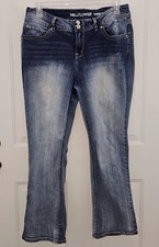 Women's Wallflower The Luscious Curvy Fit Flared Jeans Size 17 Short