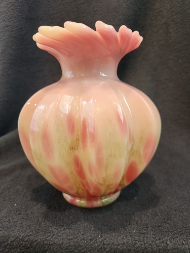 FENTON EXOTIC DAVE FETTY PINK VASE - Picture 4 of 6