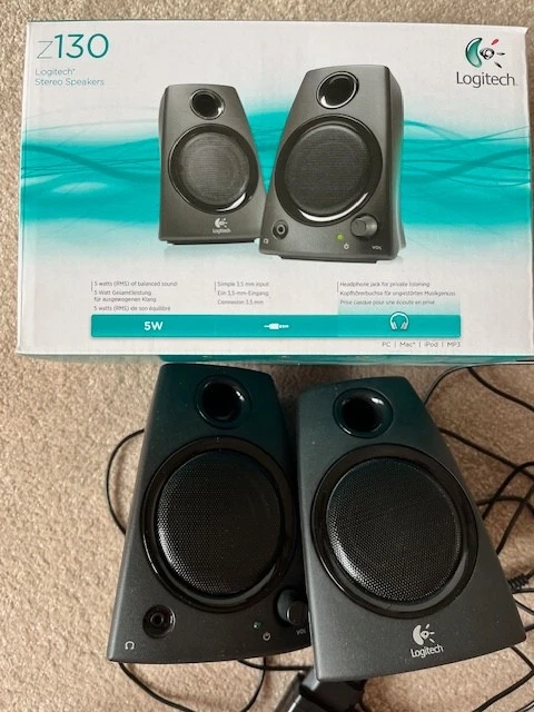 Logitech Z130 5W PC Lautsprecher - Schwarz - 980-000418 OVP