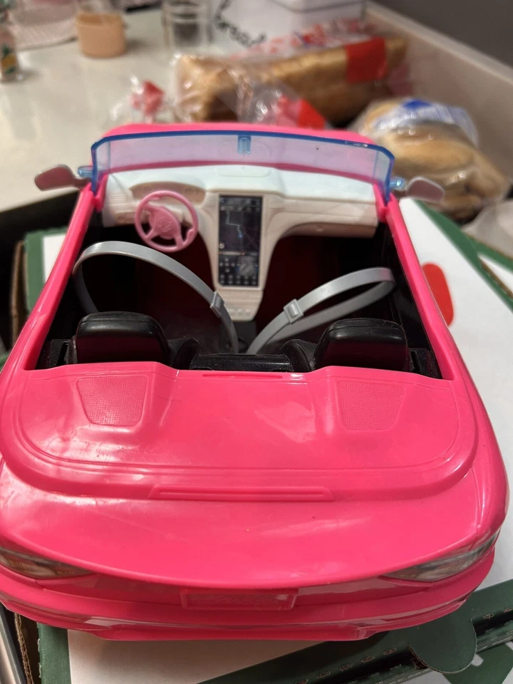 Vehículo de muñeca convertible Mattel Barbie Glam Foto 2 de 3