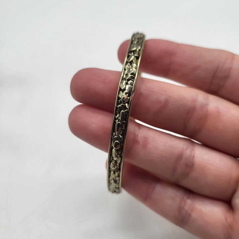 Brazalete Brazalete Belle Noel de Kim Kardashian Pepita Tono Dorado Foto 2 de 4