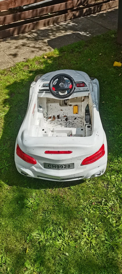 Kid's 12V MERCEDES Ride On Car CH9928 BRAKING FOR PARTS MSPORTS - Image 4 of 4