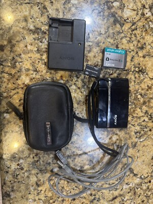 SONY Cyber-shot DSC-T30 デジタルカメラ Sony Cyber-shot DSC-T30 7.2MP Digital Camera - Black for