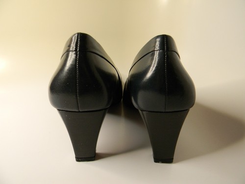 Womens Nine West Blue 3.5” Slim Block Heel Square Toe Shoes Size 7.5M - Picture 4 of 9