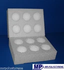 40 POLYSTYRENE EGG BOXES HATCHING / INCUBATION SMALL 100MM PACK / 50MM EACH HALF