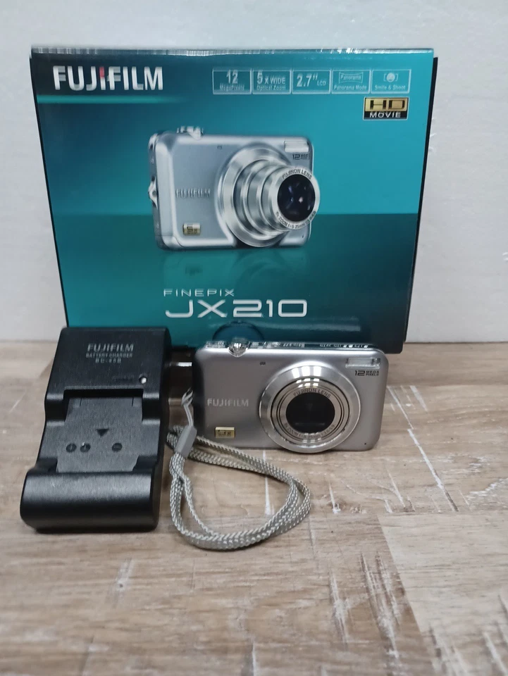 Fujifilm Digital Camera FinePix JX210 12.0MP Silver Tested Full Working Set, photo 2 of 5