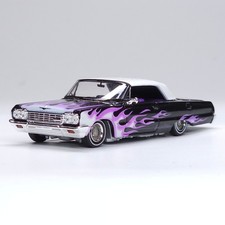 Fine Works64 1964 Chevrolet Impala Lowrider con sospensioni mobili nere con fiamme