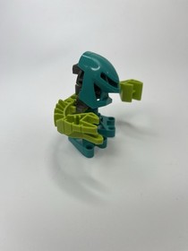 LEGO Bionicle 1392 Tohunga Matoran Kongu with Miru throwing disk