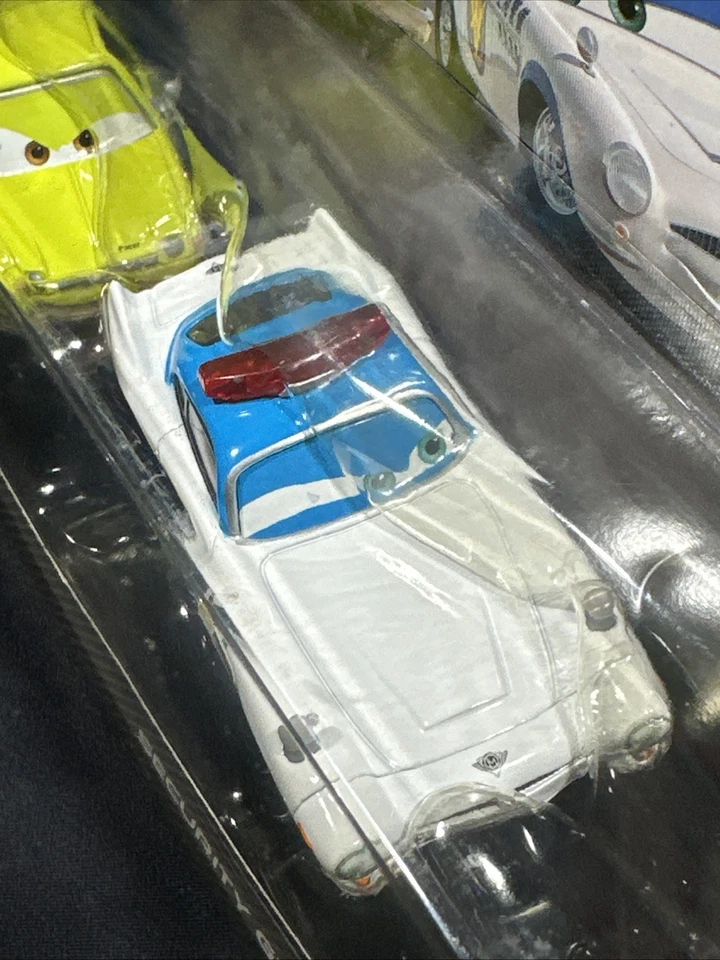 Disney Pixar Cars 2 Acer Guardia de Seguridad Finn Exclusivo Juego de Vehículos Diecast Foto 4 de 4