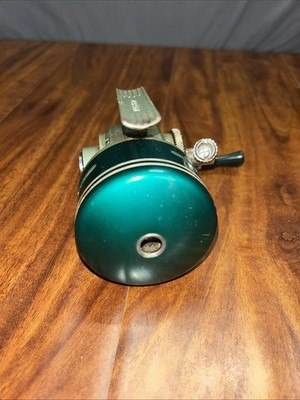 Heddon 185 convertible bait casting fishing reel with side drag