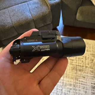 SureFire X300 Ultra X300U A Weapon Light Handgun Rail Mount Black