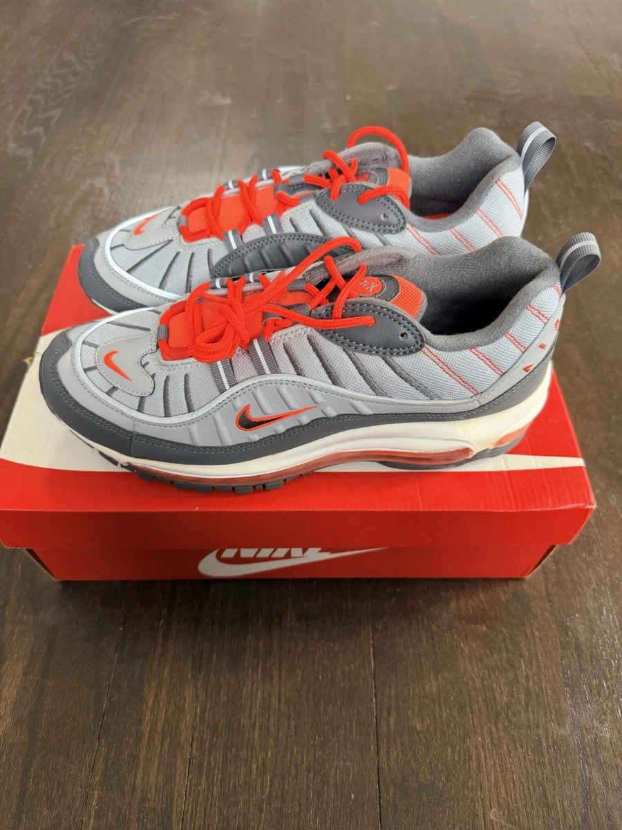 Nike Air Max 98 Total Crimson Wolf Grey Size 9.5 RARE Colorway Minimal Yellowing Nike Air Max 98 Wolf Grey Total Crimson main image 2