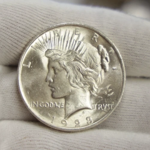 1922 US Peace Silver Dollar $1 Nice Unc