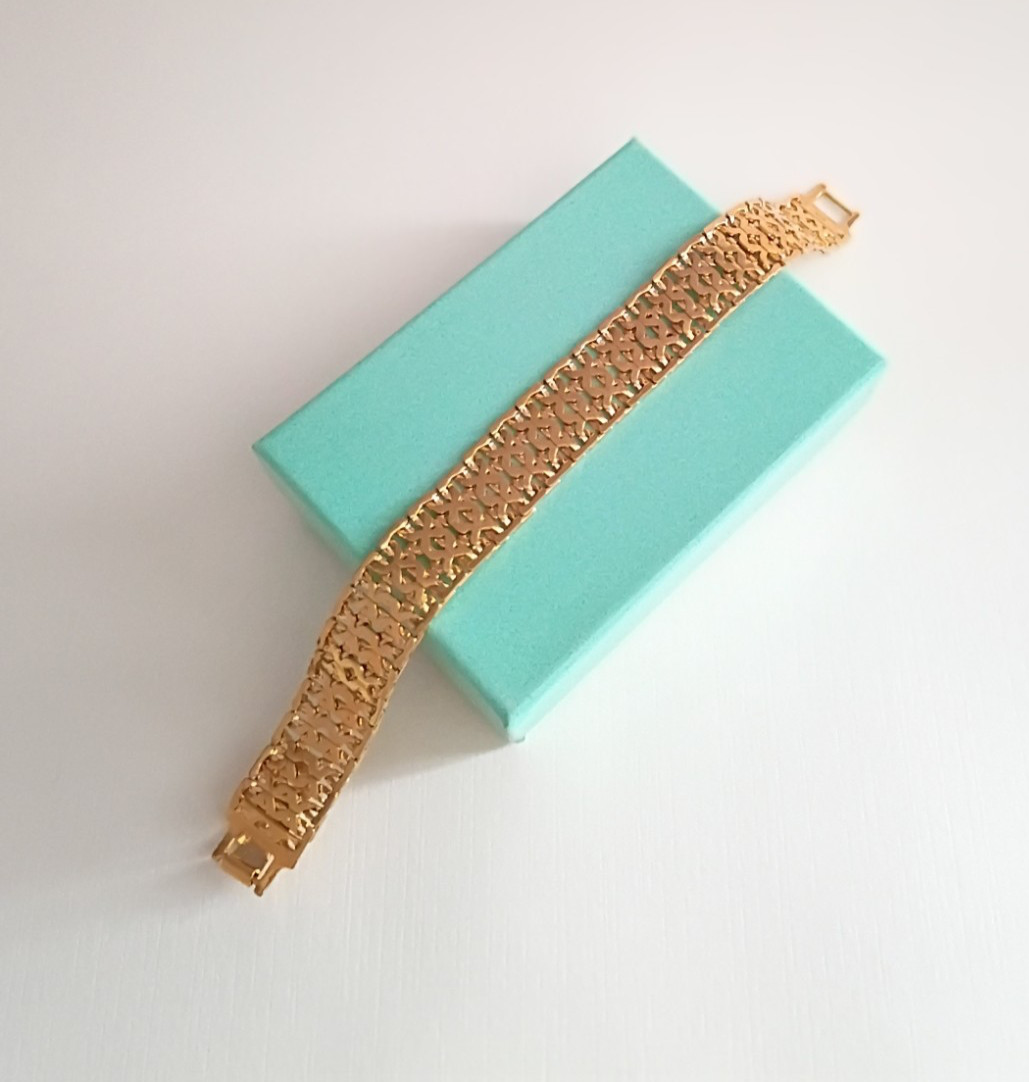 MONET Vtg Delicate Gate-Link Open Pattern Gold To… - image 1