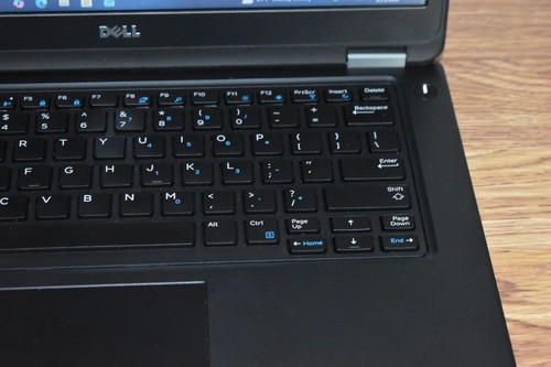 Dell Latitude E5450 Core i7-5600U 8 GB 128 GB SSD GeForce 830M Windows 10 Pro - Foto 5 di 21