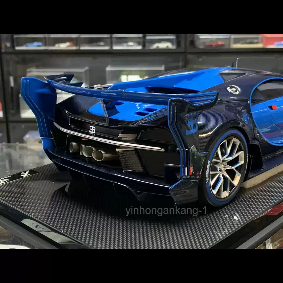 Runner 1:12 Bugatti Vision Gran Turismo Resin Car Model - Image 3 of 4