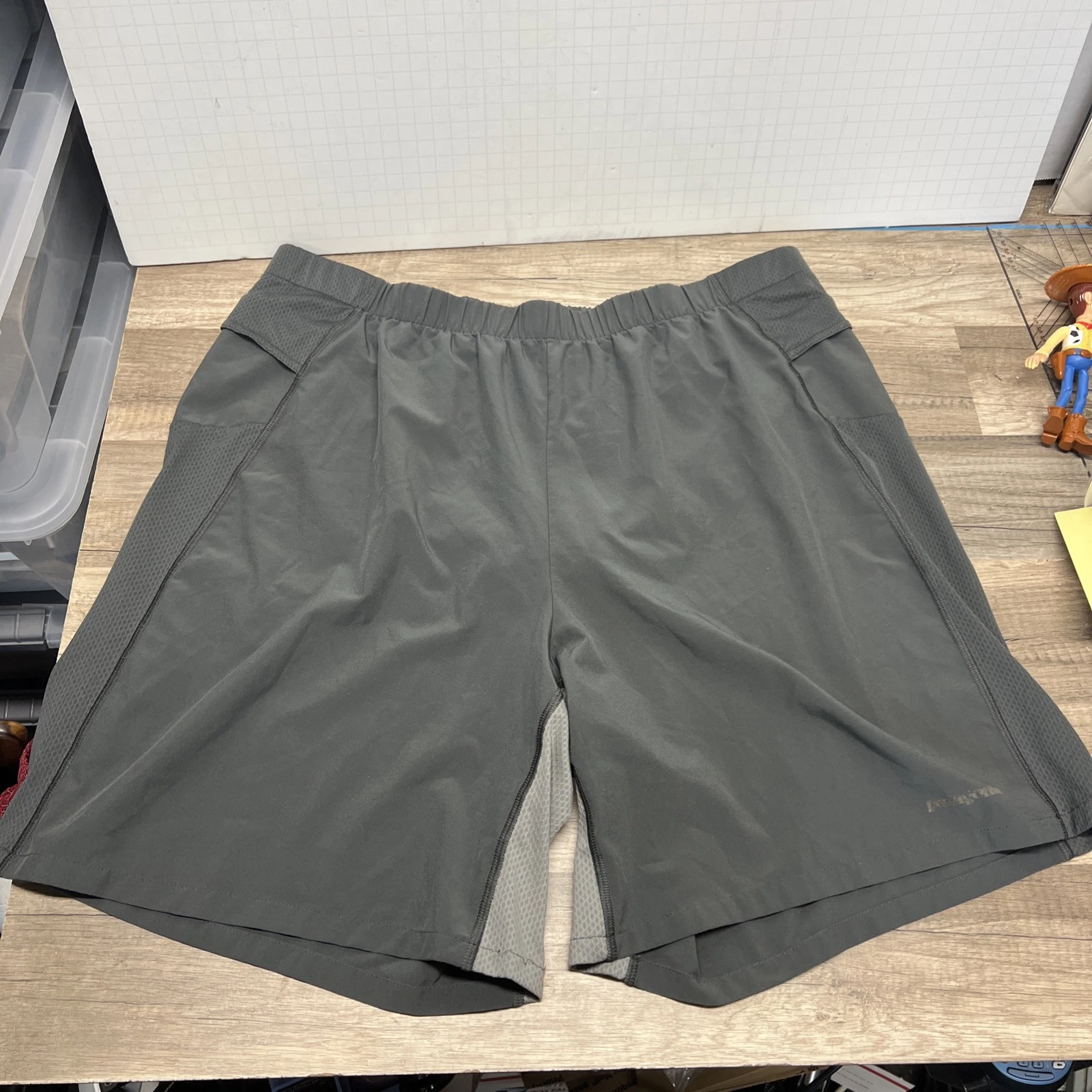 Patagonia Men's Nine Trails Running Shorts Grey 8" Inseam Size XL