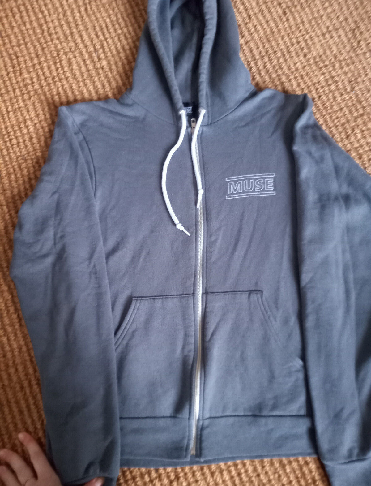 Picture 1 of 3