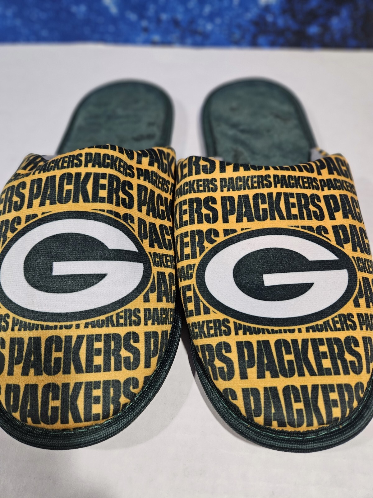 SAOLA Coppia di pantofole da uomo FOCO NFL Green Bay Packers taglia 13 14 slip on suola rigida