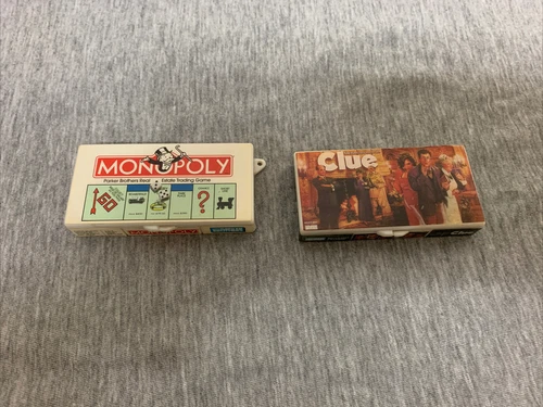 Vintage 1998 Hasbro Miniature Monopoly & Clue Keychain Board Game Lot