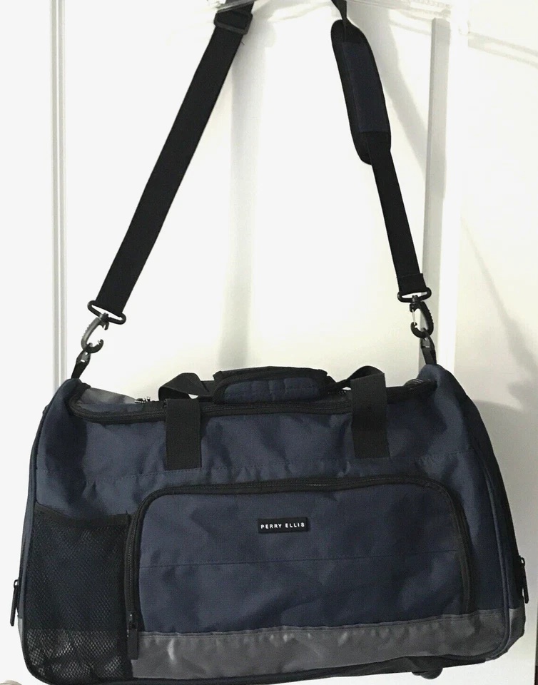 Perry Ellis 22 英寸海军蓝行李袋隔夜周末旅游健身房多口袋 — 第 3/4 张图片