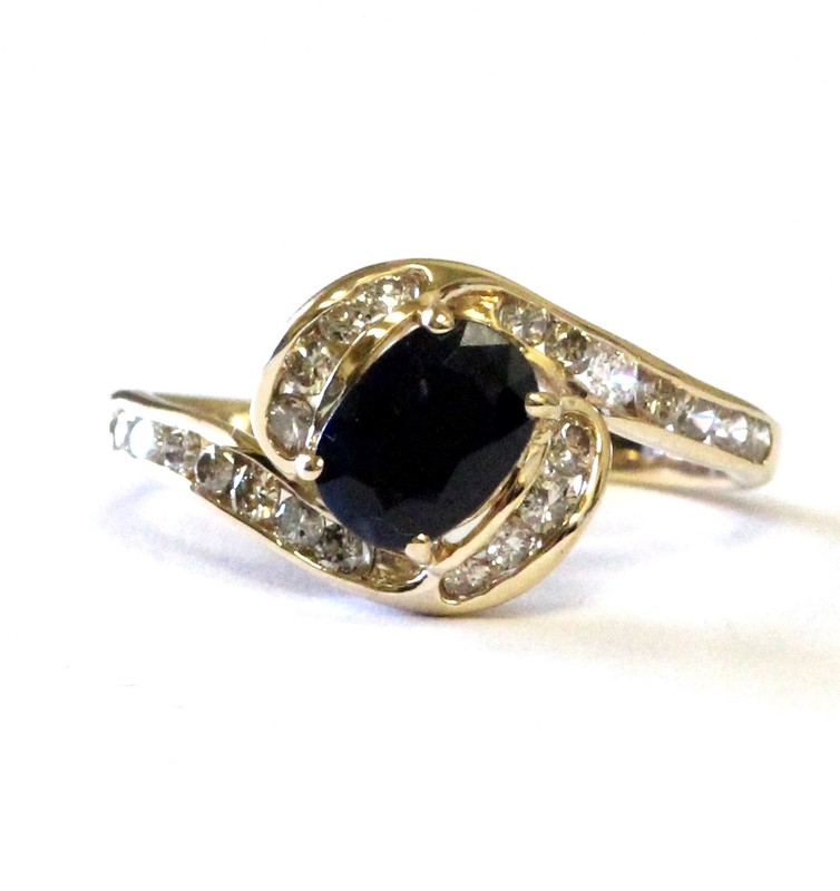 14k yellow gold .44ct I1 H gemstone Natural diamond sapphire ring 2.5g estate 