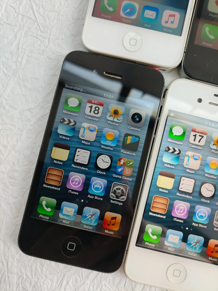 Original Apple iPhone 4 4s 8/16/32/64GB Black/White UNLOCKED Phone Tested GOOD - Image 3 of 4