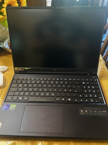 Acer Predator Helios Neo 16 240HZ i9 14900HX SSD 1TB RAM 32GB DDR5 RTX 4060 8GB