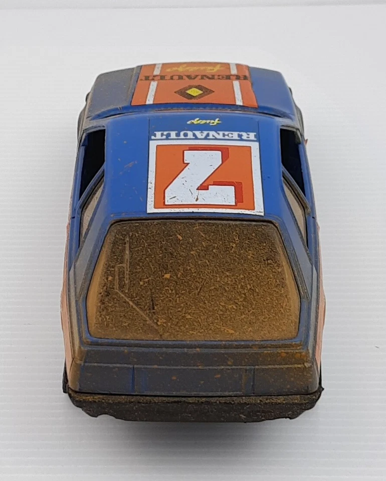 POLISTIL - RENAULT FUEGO - PARIS DAKAR - SCALA 1/25 - VINTAGE - Immagine 4 di 4