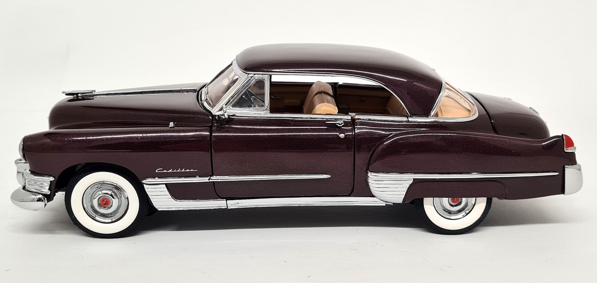 Franklin Mint 1/24 - Cadillac Coupe Deville 1949 Brown