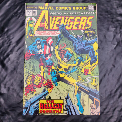 AVENGERS #144 MARVEL Feb 1976 PATSY WALKER becomes HELLCAT 1st APP - Picture 1 of 2