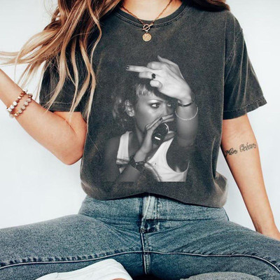 Retro Gwen Stefani No Doubt 90s Vintage Grunge Graphic T-Shirt