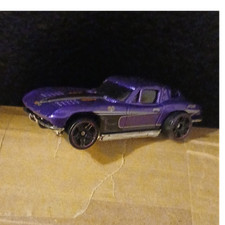 Hot Wheels Chevrolet Corvette Stingray 1:64 Diecast Car Purple Black