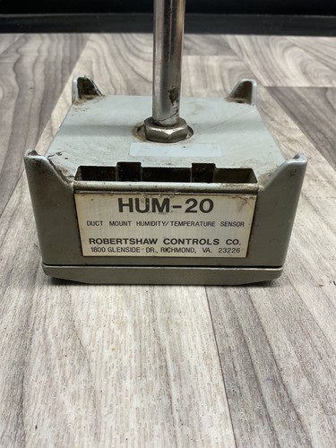 Robertshaw Controls HUM-20 Duct Mount Temp Sensor #4012F144SI - Picture 2 of 3