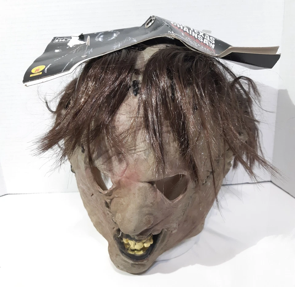 Máscara de vinilo para adultos 3/4 rubíes Halloween The Texas Chainsaw Massacre LEATHERFACE Foto 2 de 4