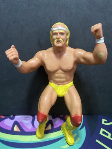 Vintage 1984 Hulk Hogan WWF WWE Wrestling Rubber A...