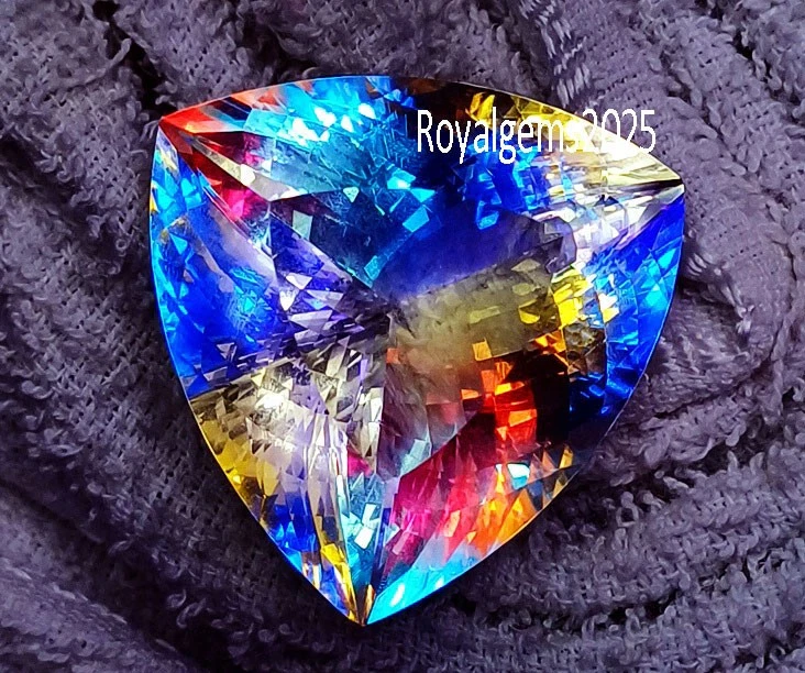 112.90 Ct Certified Mystic Quartz In Rainbow Color Loose Gemstone Trillion Shape - Image 3 of 4
