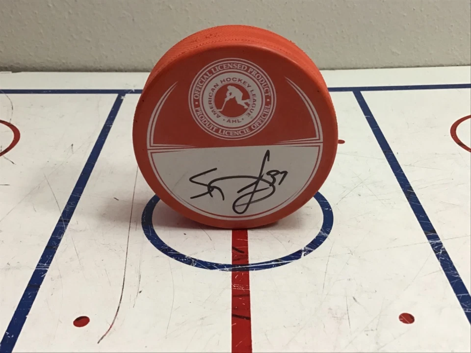 Milwaukee Admirals 2013-14 Roscoe Hockey Puck Scott Darling Autógrafo Foto 2 de 2