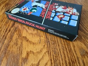 oval seal Super Mario Bros/Duck Hunt complete in box nintendo nes game MINT