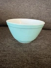 Vintage PYREX Turquoise 1-1/2pt #401 Mixing Bowl