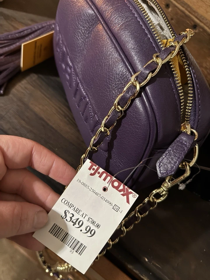 Bolso de Hombro Valentino V Cadena Repujada Púrpura Nuevo Con Etiquetas Foto 3 de 3