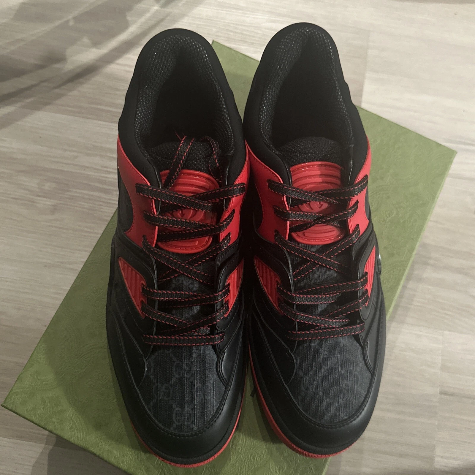 Panier Gucci bas noir rouge homme taille (US 10) authentique