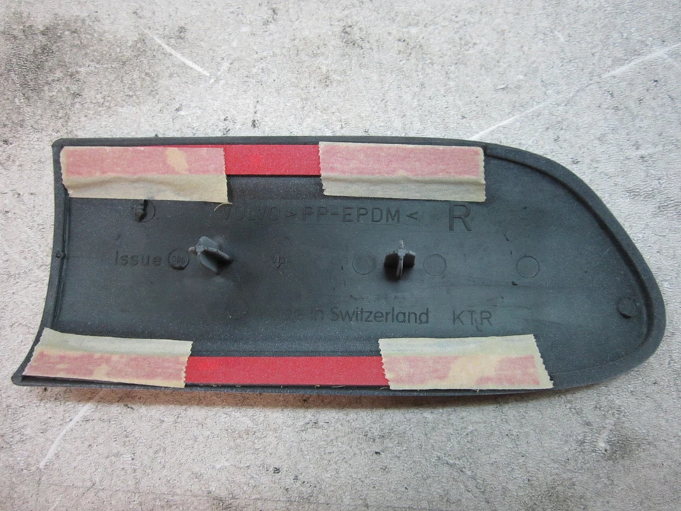 Moldura guardabarros derecho nn80342 Volvo C70 2 puertas 1998 1999 2000 2001 2002 2004 OEM Foto 2 de 2