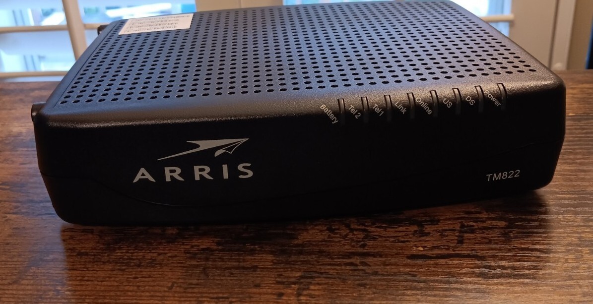 Docsis 3.1 1 ) Arris TM822 Touchstone Docsis 3.0 8 X 4 Ultra High Speed ...