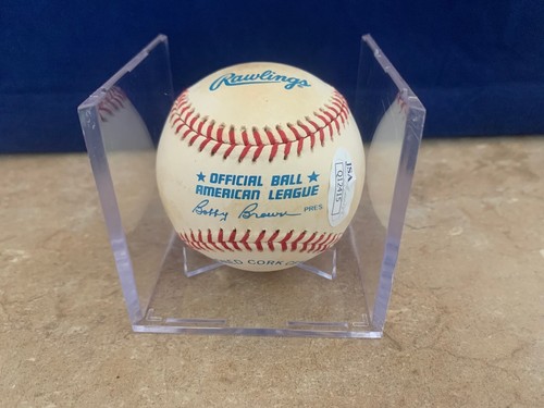 Early Wynn Cleveland Indians Autographed Bobby Brown Baseball JSA COA #Q12415 - Picture 6 of 8