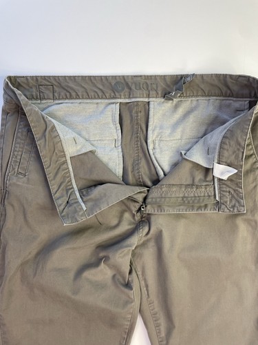 Pantalones Chinos Vuori Meta Para Hombre 34 Tostado Caqui Elastizados Atletismo Golf Realizar - Imagen 3 de 9