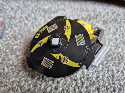 Hexbug BattleBots Robot Wars - Impulse With Controller - Picture 3 of 5