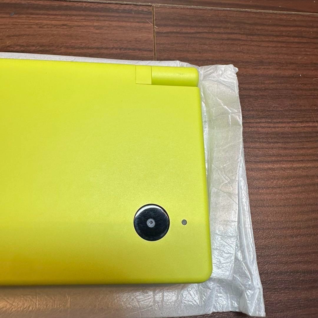 Nintendo DSi Launch Edition Lime Green Handheld System for